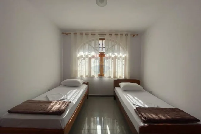 Tirane, jepet me qera apartament 1+1+Ballkon Kati 2, 55 m² 450 € (Inxhinieri Ndërimit)