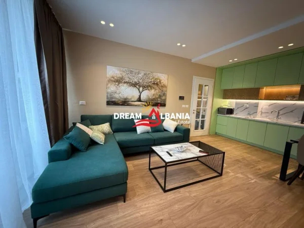 Tirane, jepet me qera apartament 1+1 Kati 5, 75 m² 1.200 € (Bllok)