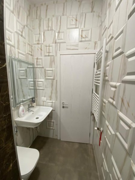 Tirane, shitet zyre Kati 5, 110 m² 280.000 € (Square 21)