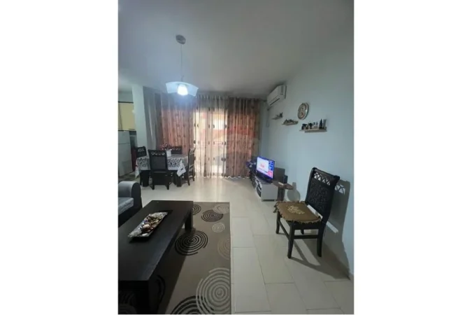 Tirane, jepet me qera apartament 1+1 , 91 m² 500 € 