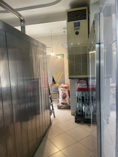 Tirane, shitet dyqan Kati 0, 53 m² 360.000 € (HARRY FULTZ)