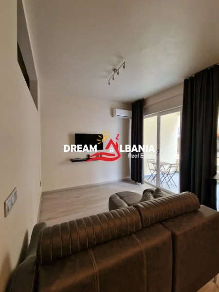 Tirane, jepet me qera apartament 1+1 , 65 m² 600 € (Apartament 1+1 me qera tek Kopshti Zoologjik ne Tirane ID (42111367))