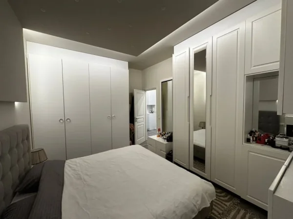 Tirane, shitet apartament 3+1+Ballkon Kati 2, 106 m² 325.000 € (Komuna e Parisit)