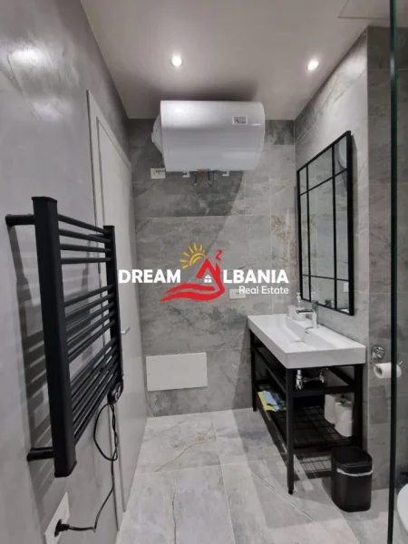 Tirane, jepet me qera apartament 1+1 , 70 m² 700 € (Apartament 1+1 me qera tek Kopshti Zoologjik ne Tirane ID (42111368))