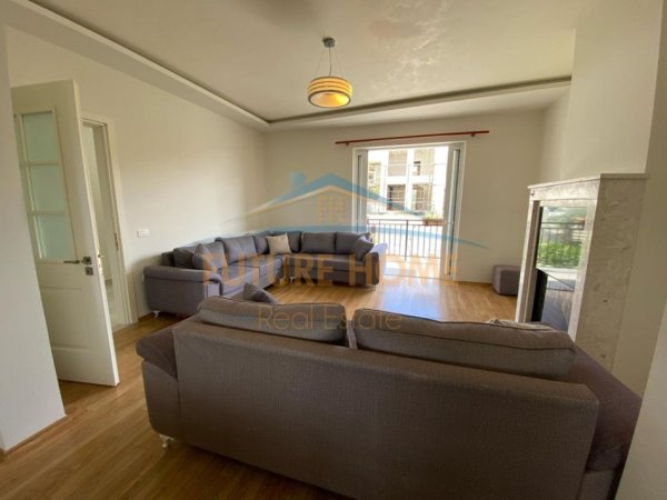 Tirane, jepet me qera Vile 3 Katshe Kati 1, 600 m² 1.500 € (TEG, Rruga e Vilave)