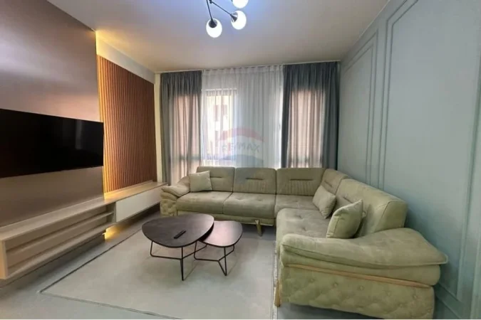 Tirane, jepet me qera apartament 2+1 , 98 m² 650 € (Astir)