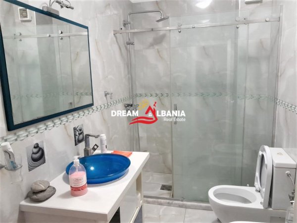Tirane, jepet me qera apartament 2+1 Kati 2, 120 m² 600 € (Apartament 2+1 me qera tek Komuna e Parisit prane Kristalit ne Tirane (ID 42214358))