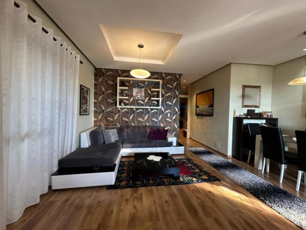Tirane, shitet apartament 1+1+Ballkon Kati 8, 111 m² 180.000 € (Ish Tregu Elektrik, Tiranë.)