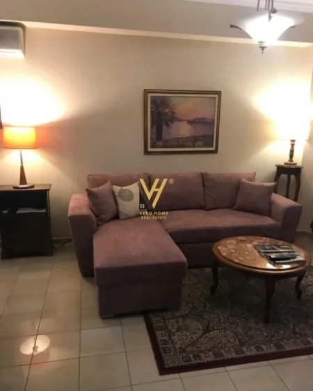 Tirane, jepet me qera apartament 2+1+Ballkon Kati 7, 90 m² 800 € (BLLOKU)