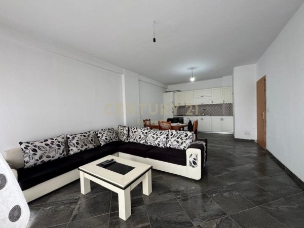 Tirane, jepet me qera apartament 1+1 Kati 6, 68 m² 400 € (Astir prane Bar Artistit)