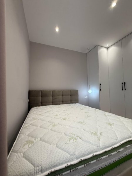 Tirane, jepet me qera apartament 1+1+Ballkon , 67 m² 450 € (Rruga Migjeni ASTIR BAR OXYGEN)