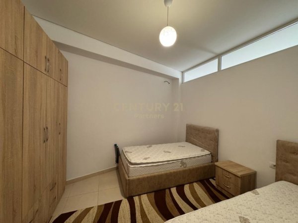 Tirane, jepet me qera apartament 2+1 Kati 6, 80 m² 500 € (Pallatit me Shigjeta)