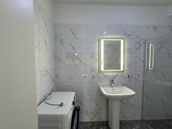 Tirane, jepet me qera apartament 2+1 Kati 6, 80 m² 500 € (Pallatit me Shigjeta)