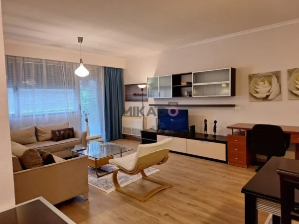 Tirane, jepet me qera apartament 2+1+Ballkon , 97 m² 950 € (Andon Zako Çajupi)