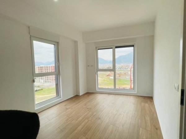 Tirane, jepet me qera ambjent biznesi Kati 9, 120 m² 450 € (rruga jordan misja)