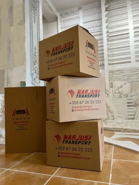 Tirane,Shiten Kuti Paketimi