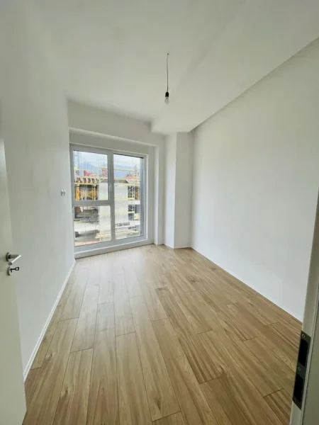 Tirane, jepet me qera apartament 3+1+Ballkon Kati 9, 120 m² 450 € (Rruga Jordan Misja)