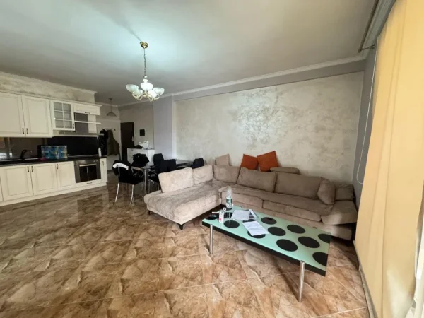 Tirane, shitet apartament 2+1 Kati 4, 99 m² 148.000 € (astir)