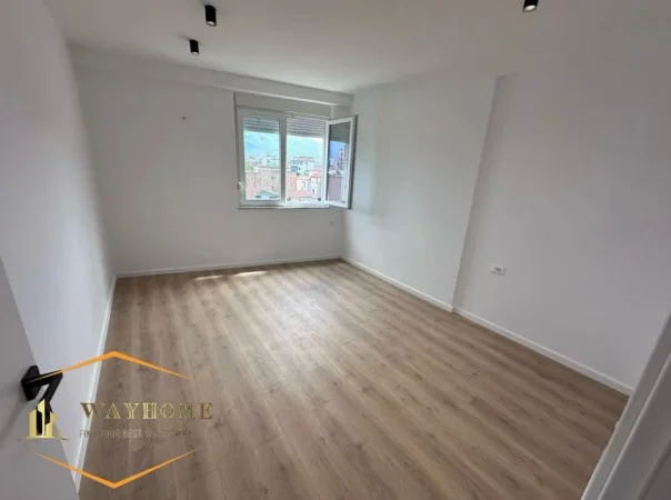 Tirane, shitet apartament 2+1 Kati 4, 79 m² 195.000 € (PAZARI I RI)