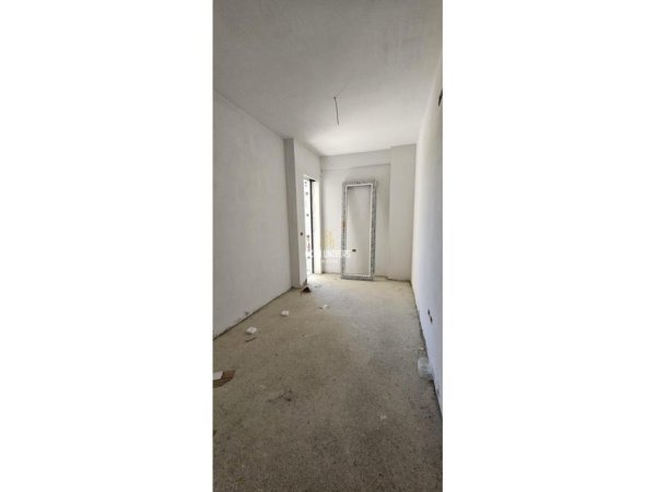 Tirane, shitet apartament 3+1+Ballkon Kati 2, 133 m² 133.200 € (DiellOn Residence, Paskuqan)
