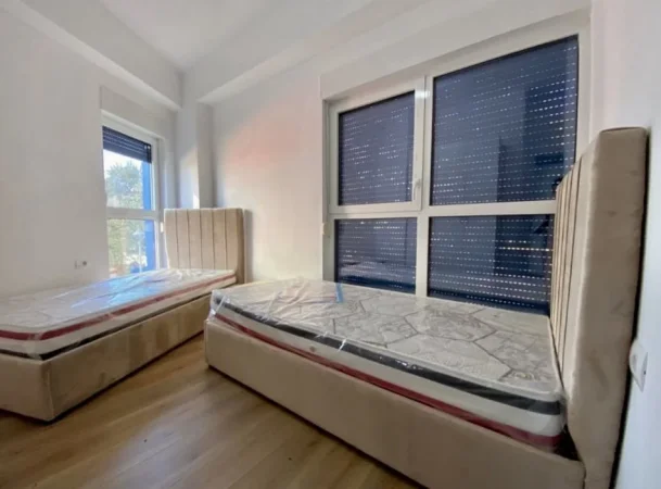 Tirane, shitet apartament 2+1+Ballkon Kati 1, 73 m² 115.000 € (Rruga Pasho Hysa)