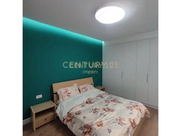 Tirane, jepet me qera apartament 1+1 Kati 2, 70 m² 550 € 