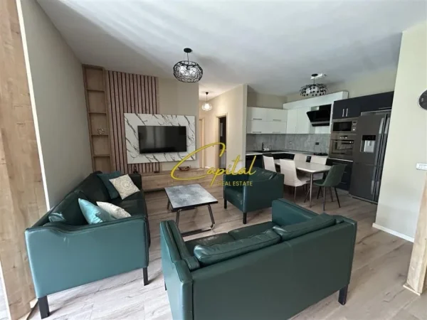 Tirane, jepet me qera apartament 3+1 Kati 6, 135 m² 1.200 € (KOPSHTI BOTANIK)