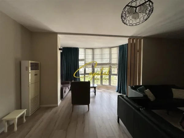 Tirane, jepet me qera apartament 3+1 Kati 6, 135 m² 1.200 € (KOPSHTI BOTANIK)
