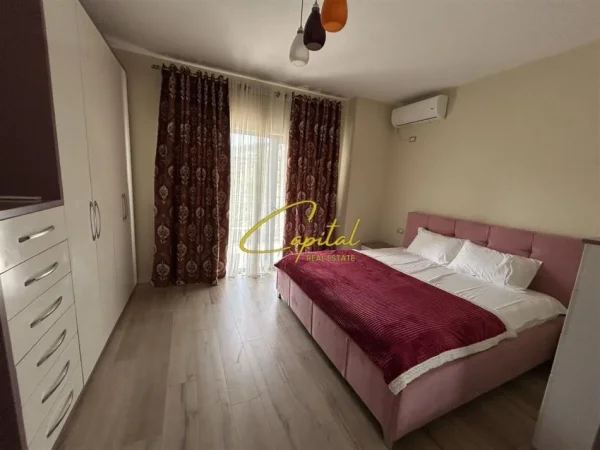 Tirane, jepet me qera apartament 3+1 Kati 6, 135 m² 1.200 € (KOPSHTI BOTANIK)