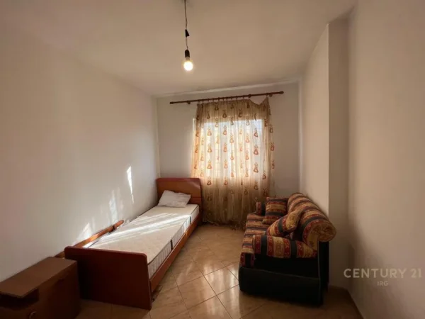 Tirane, jepet me qera apartament 2+1 Kati 9, 80 m² 350 € (IRG113691)