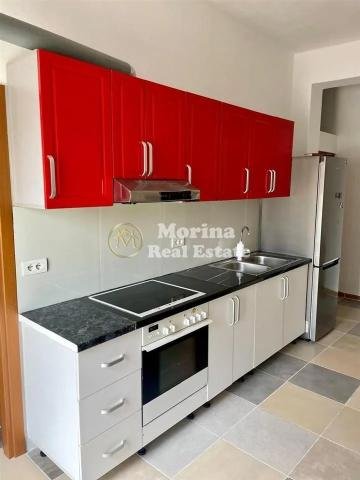 Tirane, jepet me qera apartament 2+1 Kati 1, 80 m² 370 € (Rruga 5 Maji)