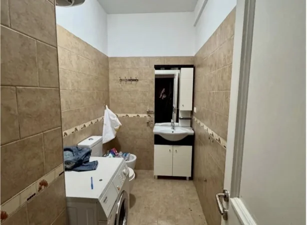 Tirane, shitet apartament 2+1+Ballkon Kati 5, 99 m² 148.000 € (Rruga Teodor Keko)