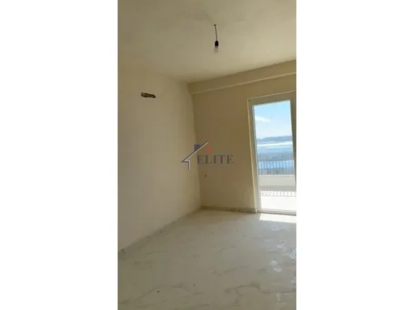 Lezhe, shitet apartament 1+1+Ballkon Kati 2, 77 m² 130.050 € (Shengjin)