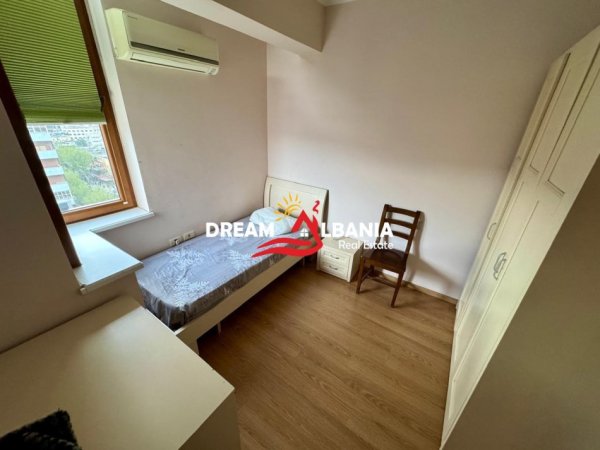 Tirane, jepet me qera apartament 2+1+Ballkon Kati 10, 101 m² 600 € (Tek Rruga e Kavajes)