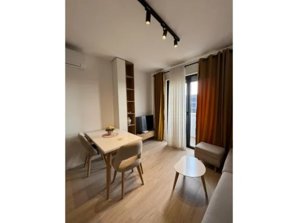 Tirane, jepet me qera apartament 1+1 Kati 8, 46 m² 600 € (Don Bosko)