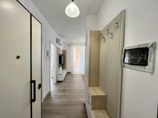 Tirane, jap me qera apartament 1+1 Kati 4, 65 m² 450 € (rruga 5 maji)