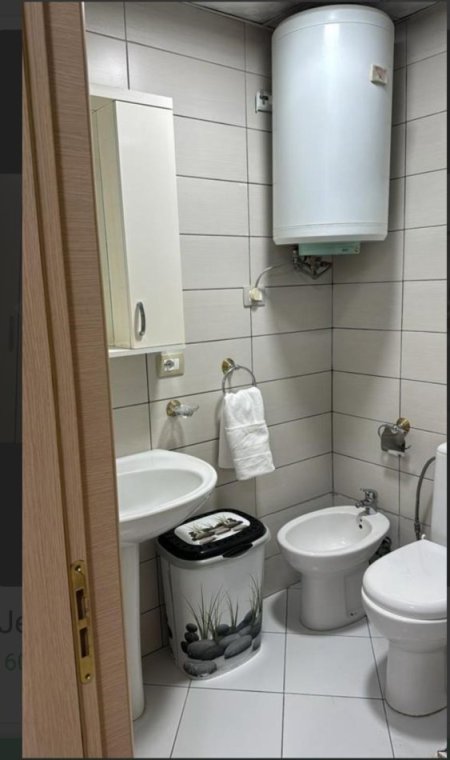 Tirane, jepet me qera apartament 2+1 Kati 5, 85 m² 600 € (don bosko)