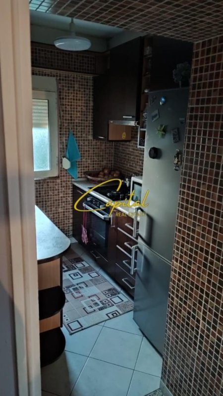 Tirane, shitet apartament 2+1 Kati 5, 85 m² 106.000 € (LAPRAKE)