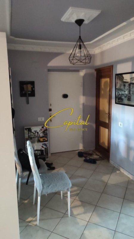 Tirane, shitet apartament 2+1 Kati 5, 85 m² 106.000 € (LAPRAKE)