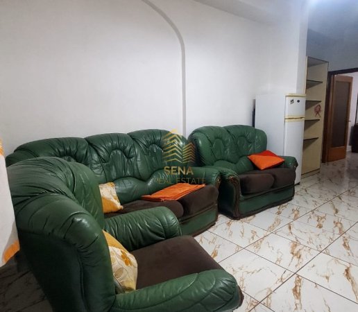 Tirane, jepet me qera shtepi 1+1 Kati 1, 55 m² 300 € (Rruga Siri Kodra)