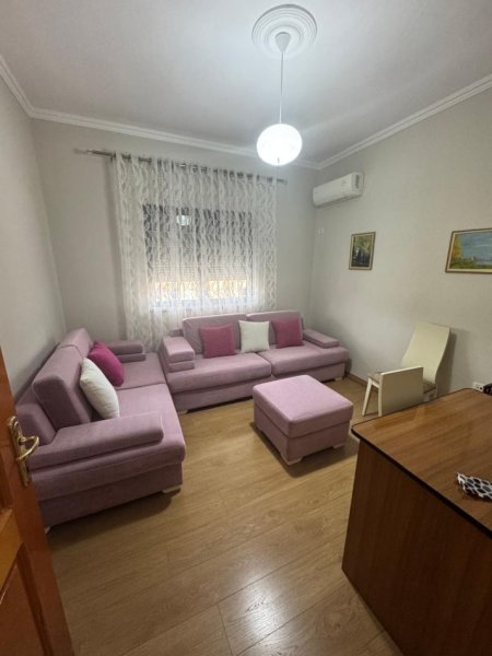 Tirane, jepet me qera apartament 2+1 Kati 5, 75 m² 600 € (Don Bosko ish Hipoteka)