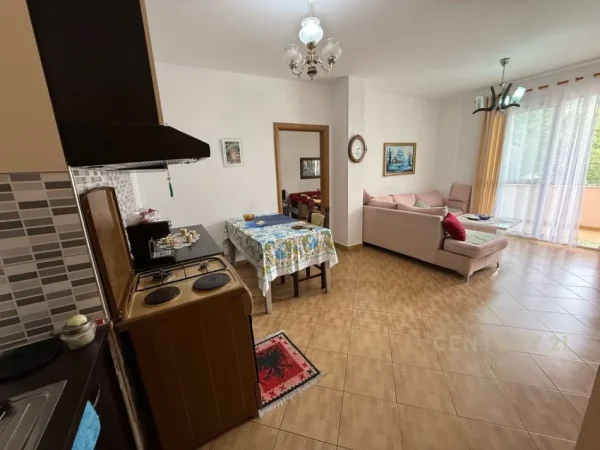 Tirane, shitet apartament 2+1 Kati 3, 87 m² 118.000 € (Fresk)