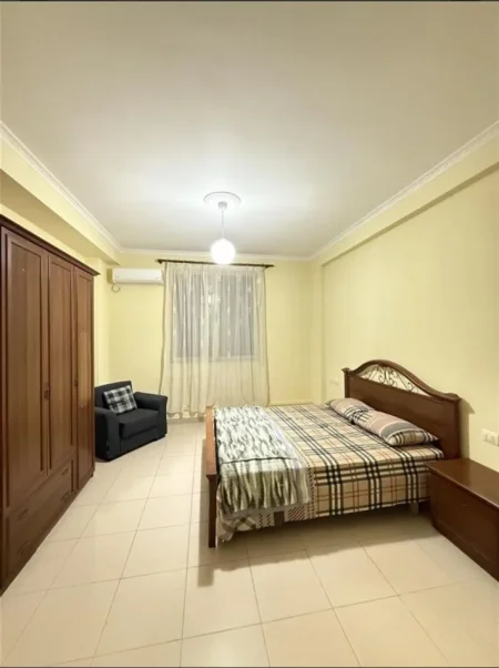 Tirane, jepet me qera apartament 2+1 Kati 1, 100 m² 600 € (don bosko)