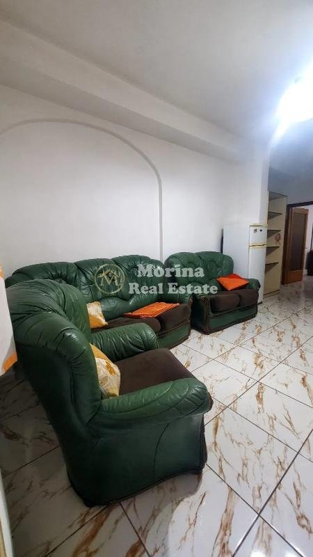 Tirane, jepet me qera shtepi 1+1 Kati 1, 55 m² 300 € (Siri Kodra)