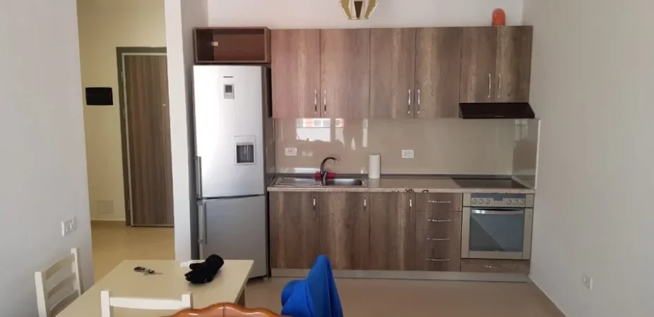 Tirane, shitet apartament 1+1+Ballkon Kati 8, 64 m² 110.000 € (Tirana Golden Park ,Spitali Amerikan 3)