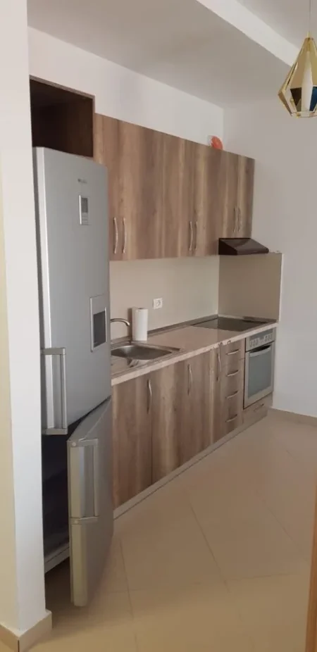 Tirane, shitet apartament 1+1+Ballkon Kati 8, 64 m² 110.000 € (Tirana Golden Park ,Spitali Amerikan 3)