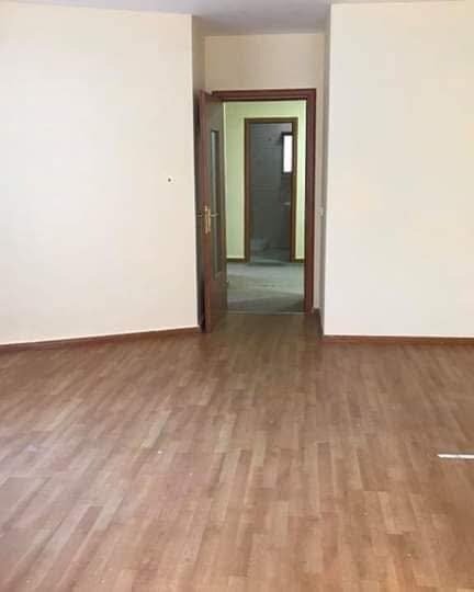 Tirane, jepet me qera zyre Kati 2, 85 m² 600 € (Selvia ,Rruga Isa Boletini)