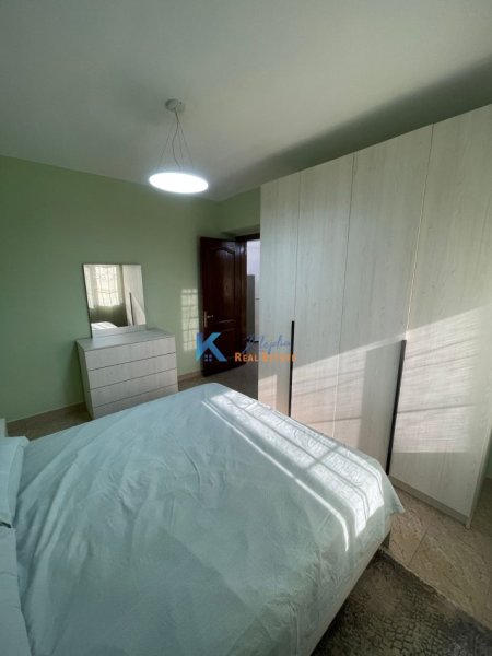 Tirane, jap me qera apartament 1+1+Aneks Kati 1, 50 m² 550 € (Qender)