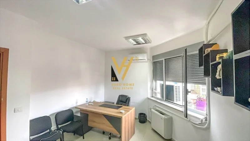 Tirane, jepet me qera zyre Kati 5, 300 m² 2.700 € (SELVIA)