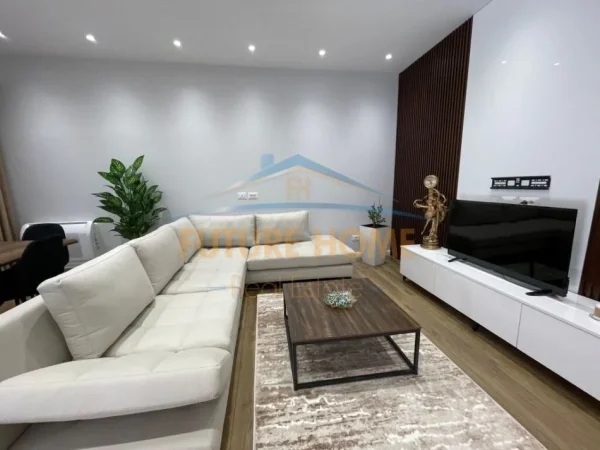 Tirane, jepet me qera apartament 1+1 Kati 2, 70 m² 800 € (Rruga e Durrësit)